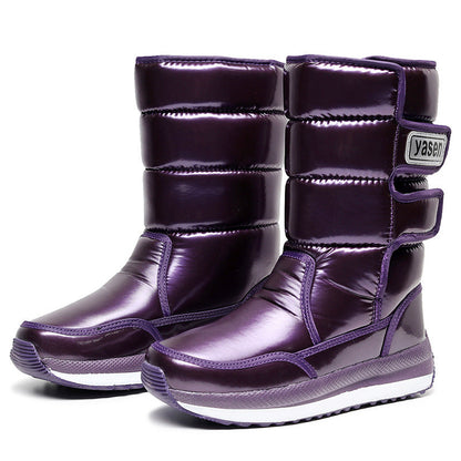 Novas botas de inverno da moda para mulheres em 2025 