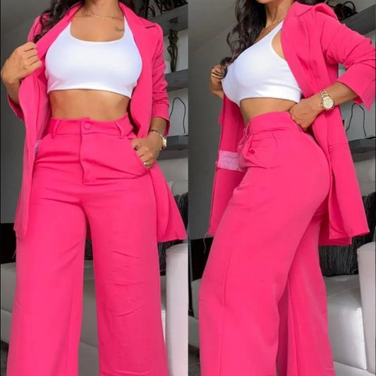 Costume deux pièces sans manches à col haut